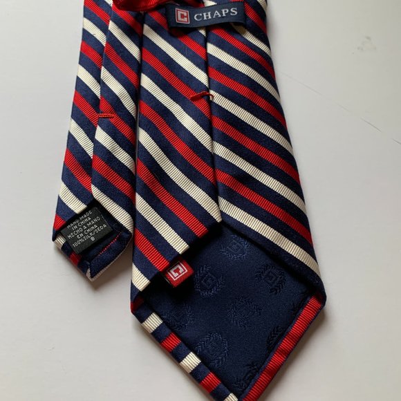Vintage Chaps Red, White and Blue Diagonally Striped Silk Tie - Hand Made - Picture 2 of 10